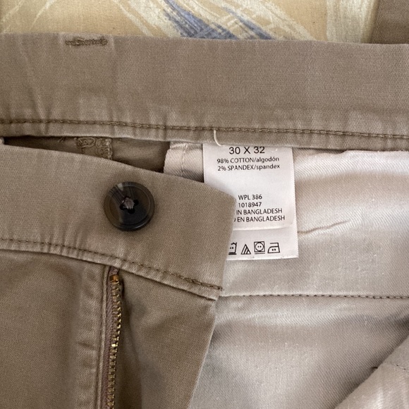 Haggar Mens Khakis - Picture 2 of 3